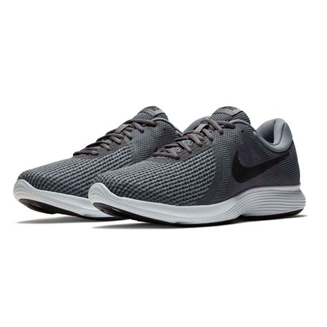 Nike Revolution 4 Mens Trainers 